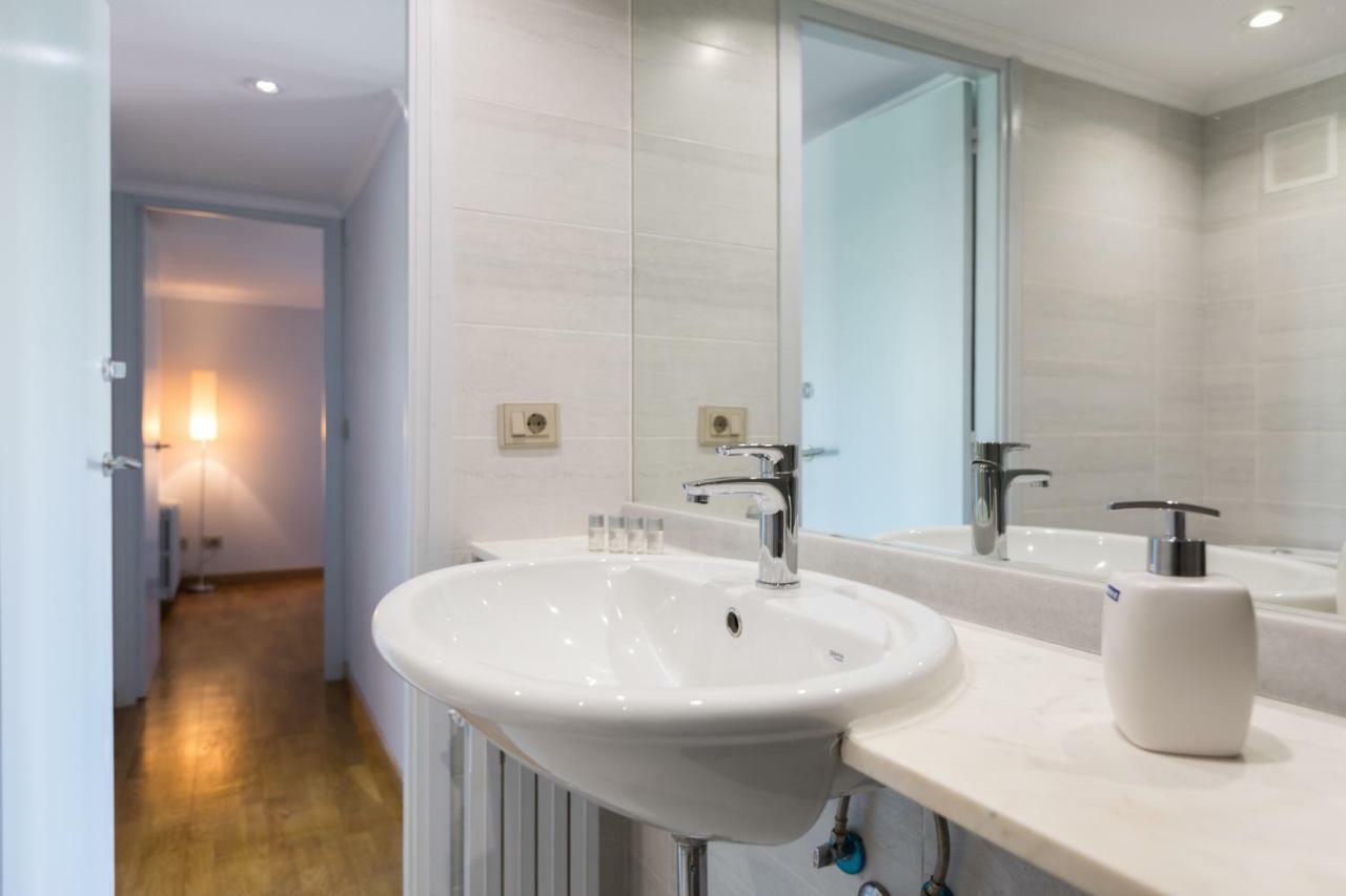 Apartamento Centrico Puerto Olimpico. Lägenhet Barcelona Exteriör bild