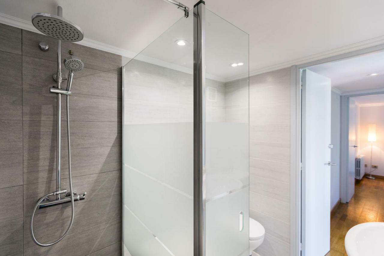 Apartamento Centrico Puerto Olimpico. Lägenhet Barcelona Exteriör bild